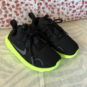 nike black neon green